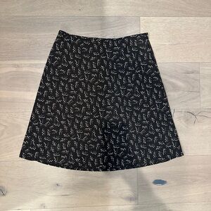 Vintage Old Navy Black and White Patterned A-Line Skirt